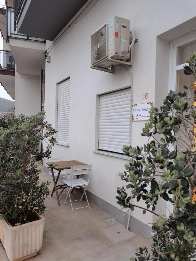 Appartement A due passi à Terrasini Extérieur photo